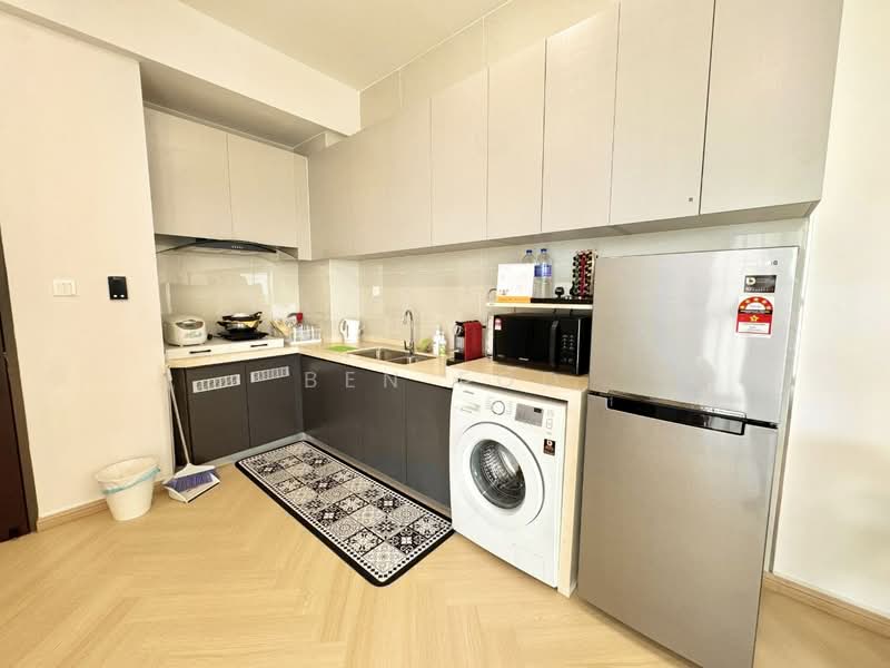 Condominium for Rent at Kings Bay @ Country Garden Danga Bay - Ben Foo - Kitchen - PropertyGuru.com.my