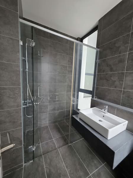 Rumah Teres 3 Tingkat untuk Dijual di Kota Kemuning (Shah Alam) - Mike Sing - Bathroom - PropertyGuru.com.my