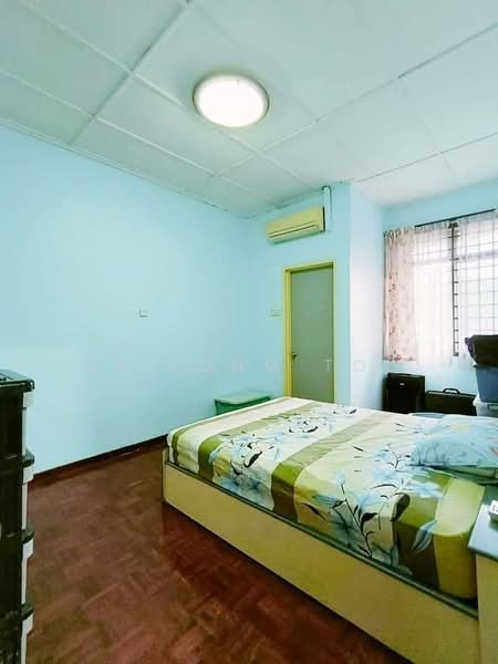 1.5-storey Terraced House for Sale in Taman Bukit Jaya (Ulu Tiram) - Ee Fong Toh - PropertyGuru.com.my