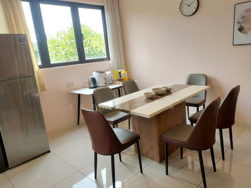 Rumah Teres 3 Tingkat untuk Disewa di 16 Sierra (Puchong) - Esther Tan - Dining Room - PropertyGuru.com.my