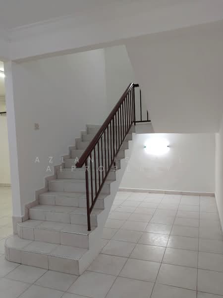 Rumah Teres 2 Tingkat untuk Dijual di Taman Tampoi Indah (Tampoi) - Azlan Ismail aiproperty - Interior - PropertyGuru.com.my