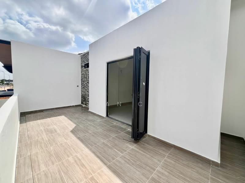 Rumah Teres 2 Tingkat untuk Dijual di Mutiara Rini (Skudai) - Nathan Chan - Exterior - PropertyGuru.com.my