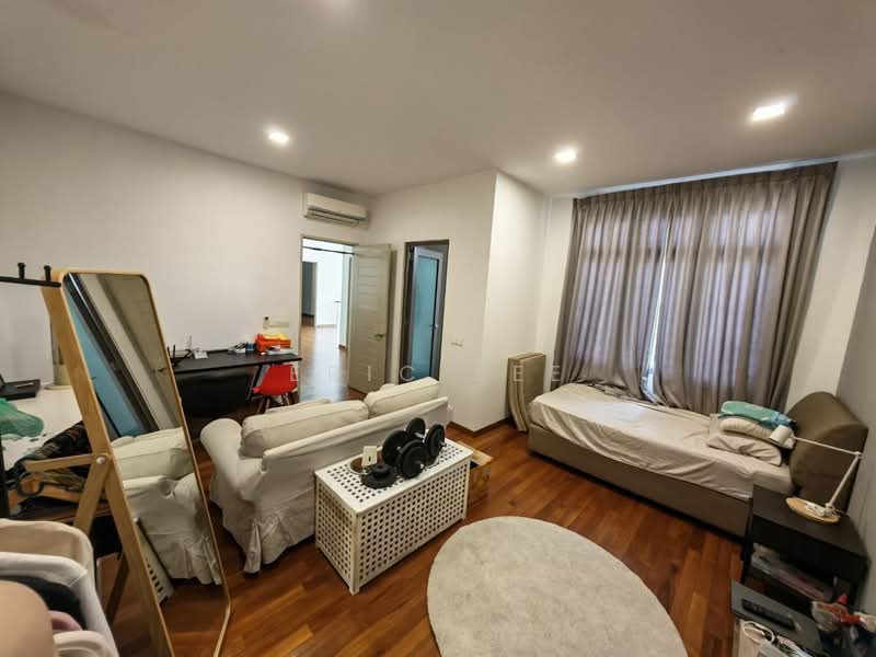 Rumah Berkembar untuk Dijual di Taman Sutera Utama (Skudai) - Eric Lee - Living Room - PropertyGuru.com.my