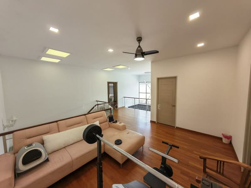 Rumah Berkembar untuk Dijual di Taman Sutera Utama (Skudai) - Eric Lee - Living Room - PropertyGuru.com.my