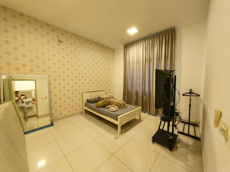 Rumah Berkembar untuk Dijual di Taman Sutera Utama (Skudai) - Eric Lee - Bedroom - PropertyGuru.com.my