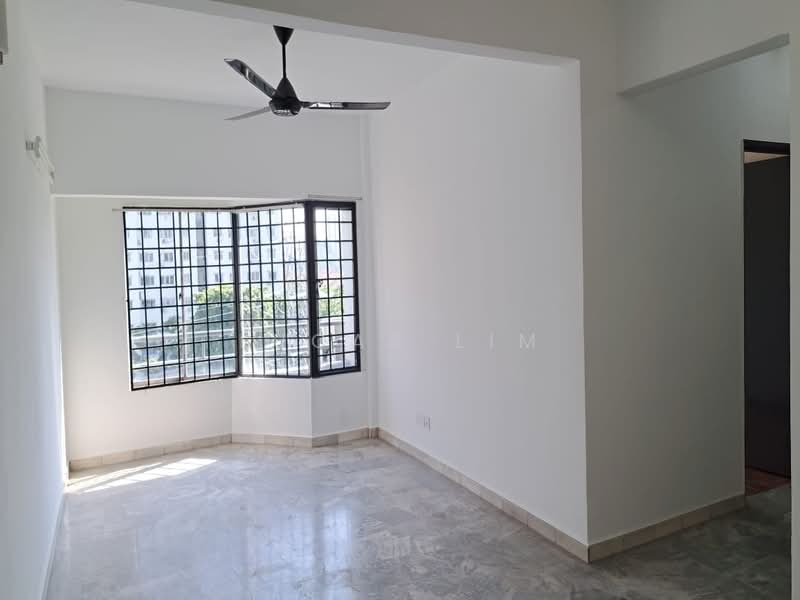 Apartment for Sale at Abadi Indah - Lucas Lim - Living Room - PropertyGuru.com.my