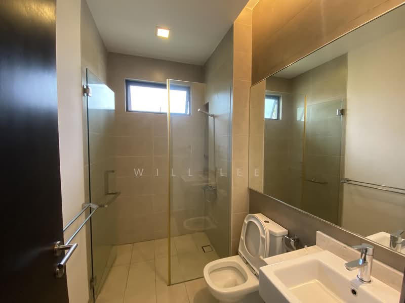 Rumah Banglo untuk Dijual di Leisure Farm (Gelang Patah) - Will Lee - Bathroom - PropertyGuru.com.my