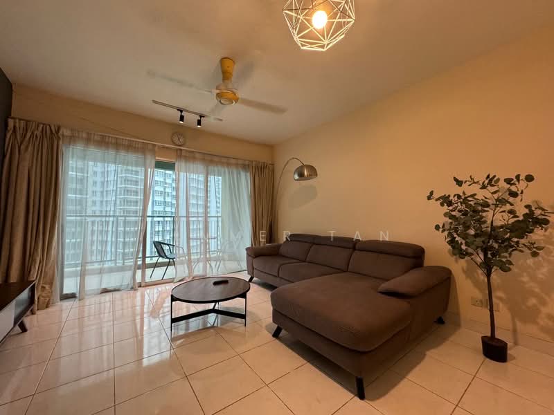 Servis Apartment untuk Dijual di Kiara Designer Suites - Summer Tan - Living Room - PropertyGuru.com.my