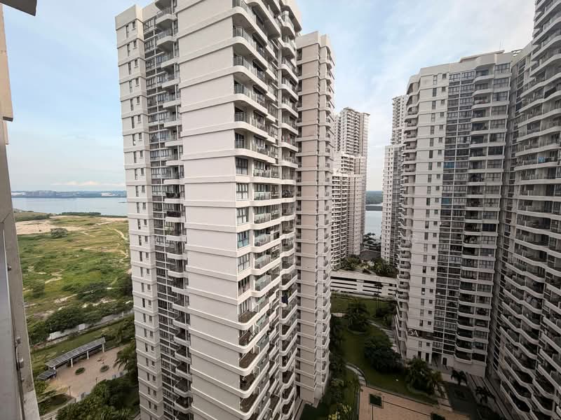 Condominium for Rent at Bay Point @ Country Garden Danga Bay - Brandon Ding - Exterior - PropertyGuru.com.my