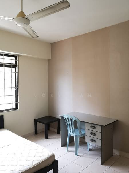Condominium for Sale at Vista Komanwel C - Joey Tan - Bedroom - PropertyGuru.com.my