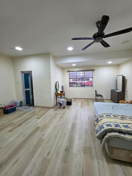 2-storey Terraced House for Sale in Taman Perling (Perling) - Ee Fong Toh - PropertyGuru.com.my