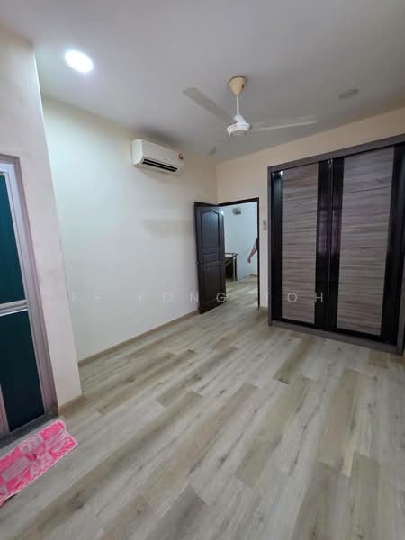 2-storey Terraced House for Sale in Taman Perling (Perling) - Ee Fong Toh - PropertyGuru.com.my