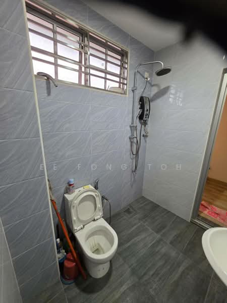 2-storey Terraced House for Sale in Taman Perling (Perling) - Ee Fong Toh - PropertyGuru.com.my