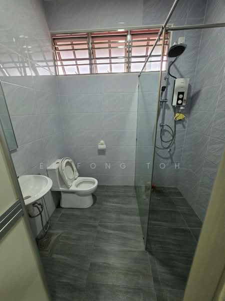 2-storey Terraced House for Sale in Taman Perling (Perling) - Ee Fong Toh - PropertyGuru.com.my