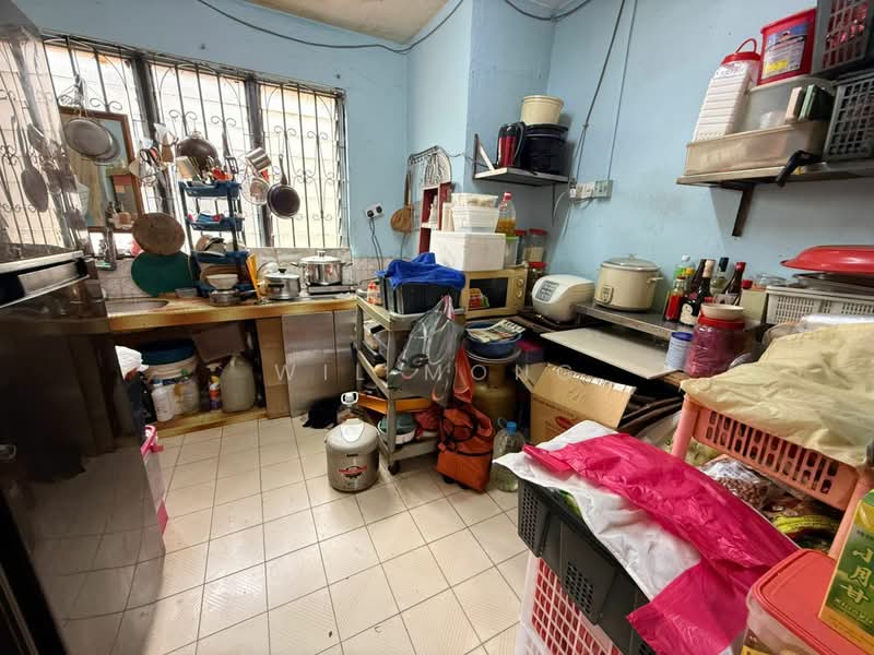 Rumah Flat untuk Dijual di Flat Taman Ungku Tun Aminah - Wil Mong - Kitchen - PropertyGuru.com.my