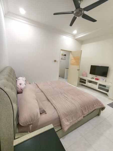 Rumah Teres 2 Tingkat untuk Dijual di Taman Setia Indah (Tebrau) - Max Kan - Bedroom - PropertyGuru.com.my