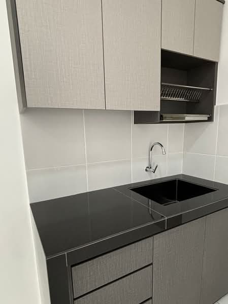 Kondominium untuk Disewa di Residensi Sateria - Wayne Lim - Kitchen - PropertyGuru.com.my