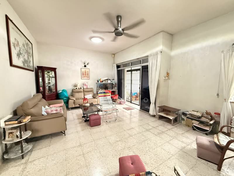Semi-Detached House for Rent in Taman Sentosa (Johor Bahru) - YC Khoo - Living Room - PropertyGuru.com.my