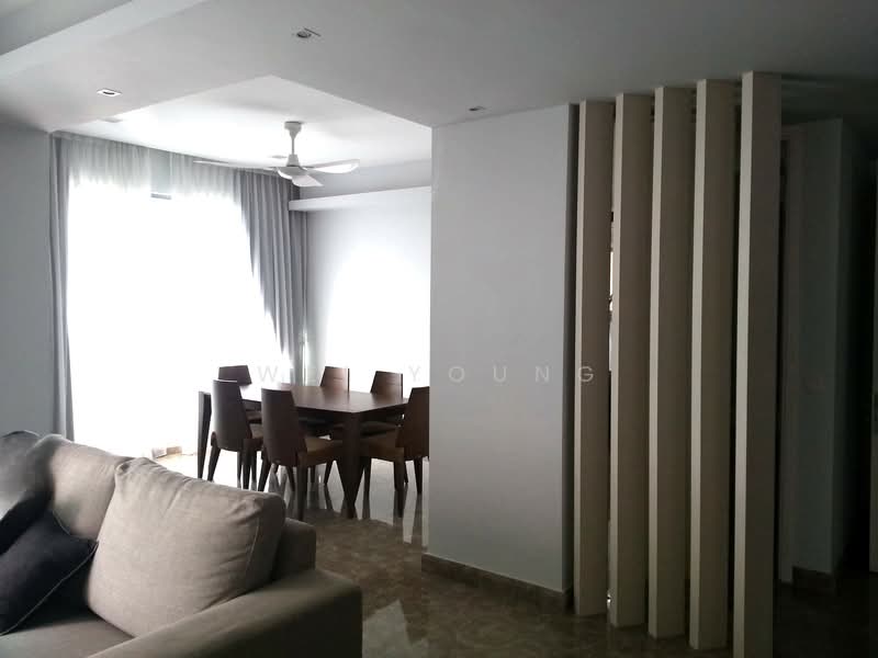 Kondominium untuk Dijual di Kiaramas Danai - Wei Young - Living Room - PropertyGuru.com.my