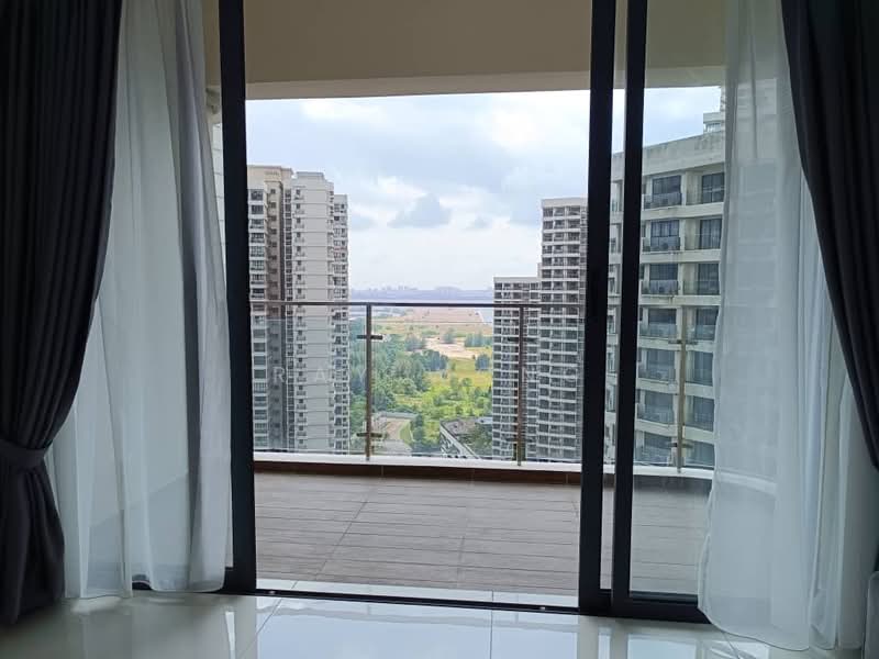 Kondominium untuk Disewa di Lovell @ Country Garden Danga Bay - Ray Wong - Balcony - PropertyGuru.com.my
