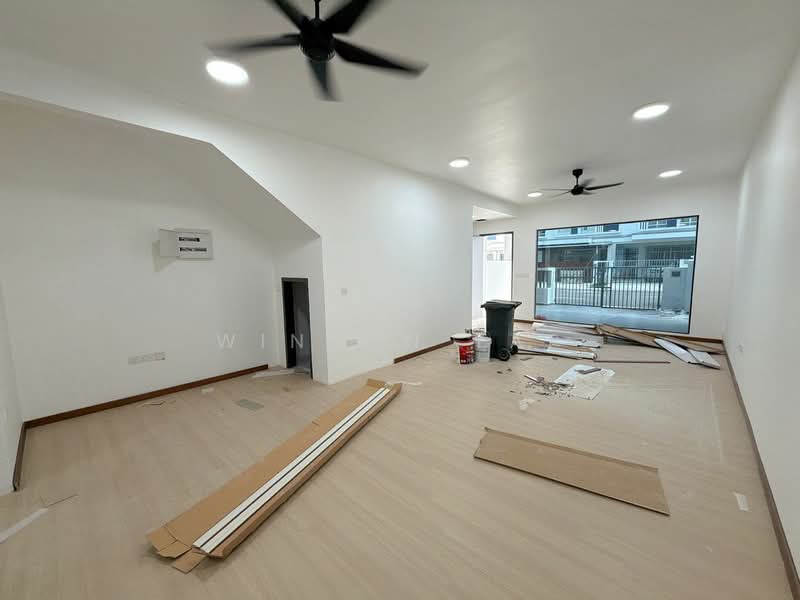 2-storey Terraced House for Rent in Johor Bahru (Johor) - Winson Yap - Living Room - PropertyGuru.com.my