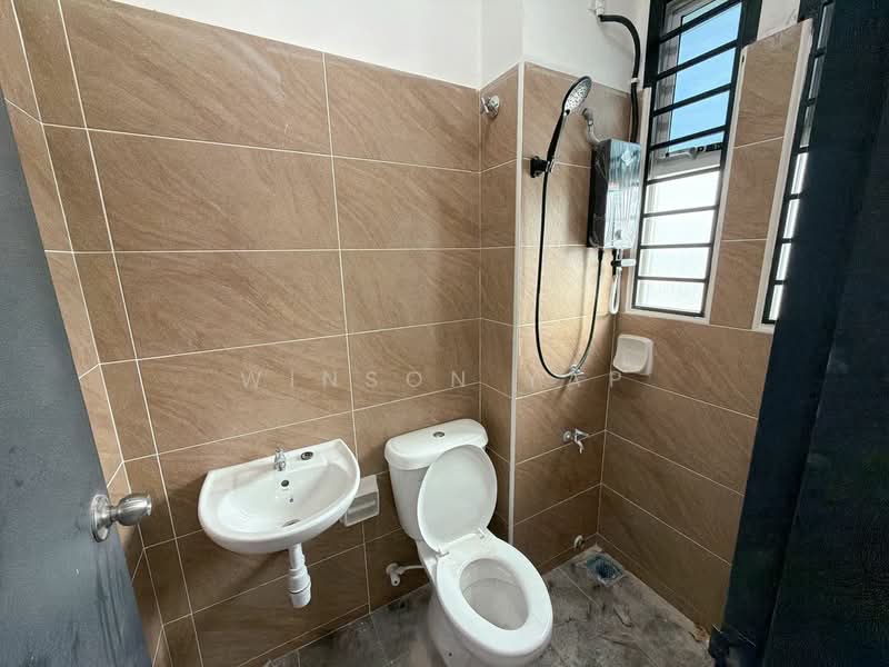 2-storey Terraced House for Rent in Johor Bahru (Johor) - Winson Yap - Bathroom - PropertyGuru.com.my