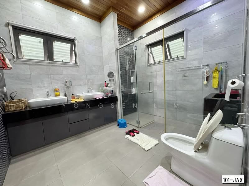 Bungalow for Sale in Setia Eco Park (Setia Alam) - Yongsen Lim - Bathroom - PropertyGuru.com.my