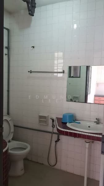 2-storey Terraced House for Rent in SS15 (Subang Jaya) - Edmund Lee - Bathroom - PropertyGuru.com.my