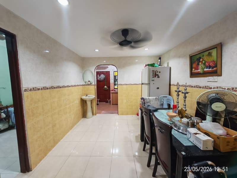 Rumah Teres 2 Tingkat untuk Dijual di Ampang (Kuala Lumpur) - Katty Soon - Kitchen - PropertyGuru.com.my