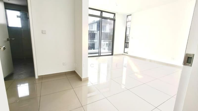 Rumah Kluster untuk Dijual di Horizon Hills (Iskandar Puteri (Nusajaya)) - Eric Lee - Living Room - PropertyGuru.com.my