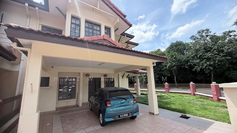 Rumah Teres 2 Tingkat untuk Dijual di Bukit Jelutong (Shah Alam) - Hazwan Hilmi - Exterior - PropertyGuru.com.my