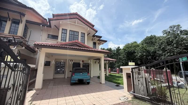 Rumah Teres 2 Tingkat untuk Dijual di Bukit Jelutong (Shah Alam) - Hazwan Hilmi - Exterior - PropertyGuru.com.my