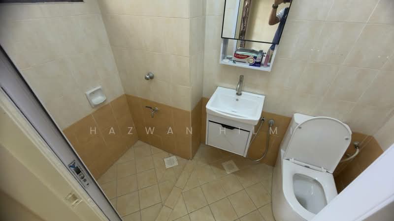 Rumah Teres 2 Tingkat untuk Dijual di Bukit Jelutong (Shah Alam) - Hazwan Hilmi - Bathroom - PropertyGuru.com.my