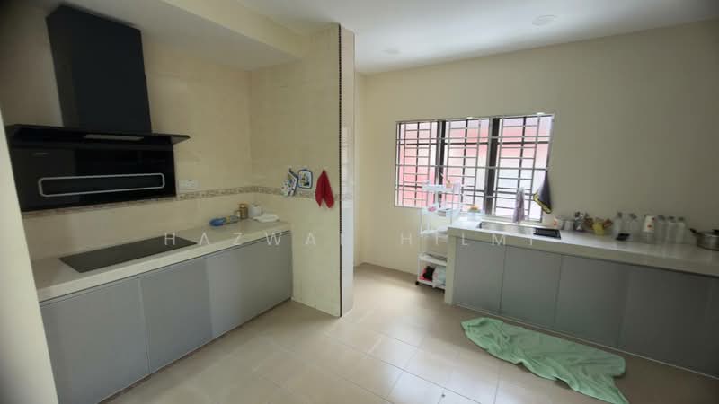 Rumah Teres 2 Tingkat untuk Dijual di Bukit Jelutong (Shah Alam) - Hazwan Hilmi - Kitchen - PropertyGuru.com.my