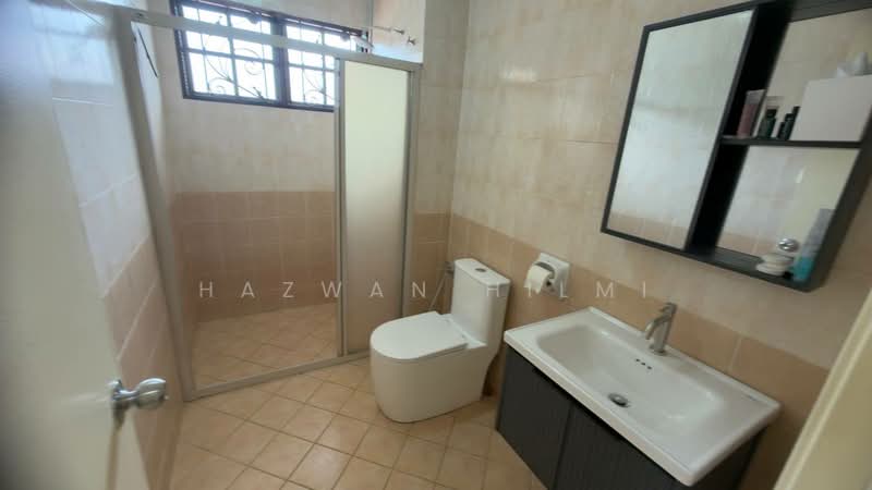 Rumah Teres 2 Tingkat untuk Dijual di Bukit Jelutong (Shah Alam) - Hazwan Hilmi - PropertyGuru.com.my