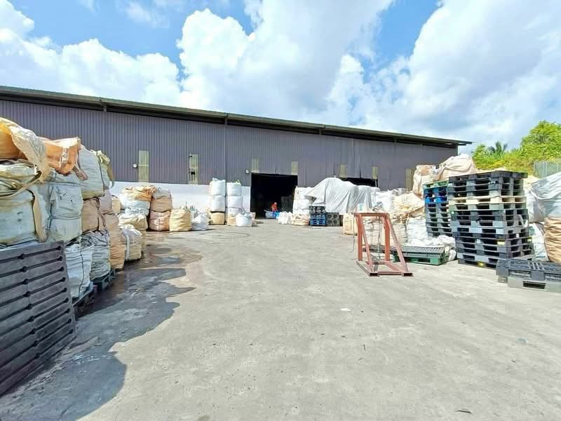Kilang untuk Dijual di Taman Industri Kulai (Kulai) - Loh Lee Peng - Exterior - PropertyGuru.com.my