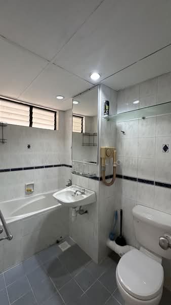 Semi-Detached House for Sale in Bandar Tasek Mutiara (Simpang Ampat) - Wayne Loh - Bathroom - PropertyGuru.com.my