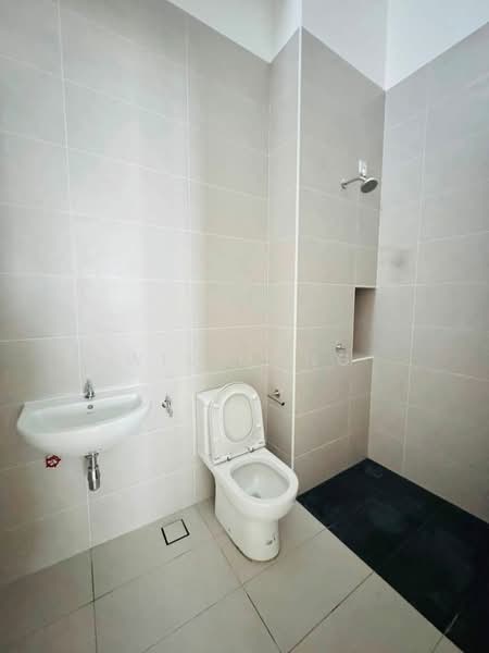 Rumah Teres 2 Tingkat untuk Dijual di Taman Ekoflora (Johor Bahru) - Wil Mong - Bathroom - PropertyGuru.com.my