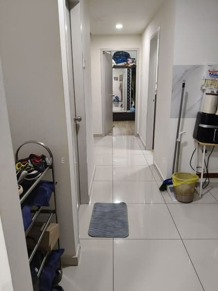 Servis Apartment untuk Disewa di Midas @ Seri Alam - Melinda Ee - Corridor - PropertyGuru.com.my