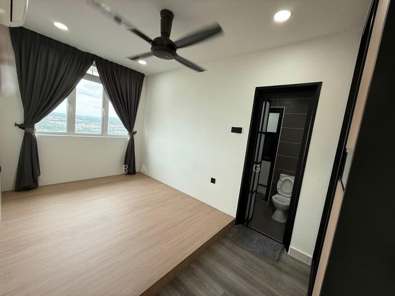 Service Residence for Rent at KSL Residence @ Daya - Ray Wong - Bedroom - PropertyGuru.com.my