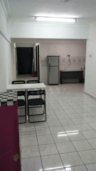 Pangsapuri untuk Dijual di Pangsapuri Perdana Villa - Zamani Ishak - PropertyGuru.com.my