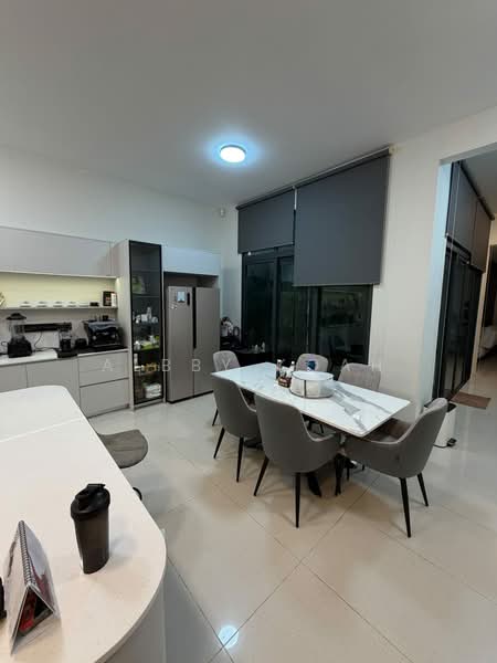 3-storey Terraced House for Sale in Desa Parkcity (Kuala Lumpur) - Albby Koah - Kitchen - PropertyGuru.com.my
