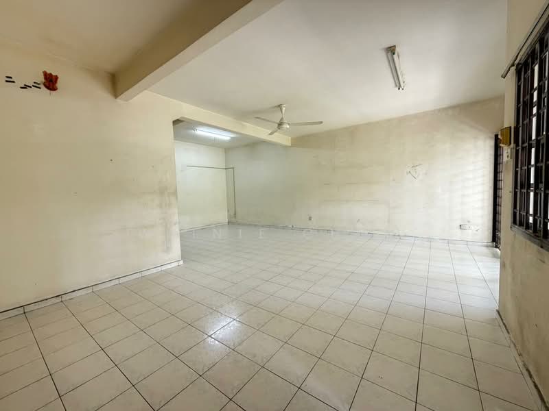2-storey Terraced House for Sale in Bandar Putra (Kulai) - Weinie Chon - Interior - PropertyGuru.com.my