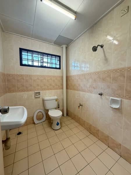 2-storey Terraced House for Sale in Bandar Putra (Kulai) - Weinie Chon - Bathroom - PropertyGuru.com.my