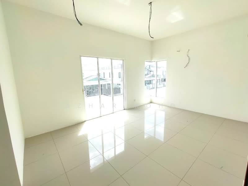 Semi-Detached House for Sale in Taman Desiran Bayu (Puchong) - Azhar Mohd - Interior - PropertyGuru.com.my
