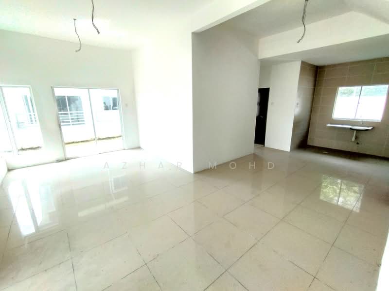 Semi-Detached House for Sale in Taman Desiran Bayu (Puchong) - Azhar Mohd - Interior - PropertyGuru.com.my