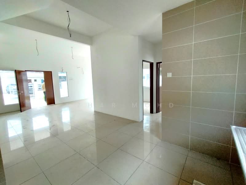 Semi-Detached House for Sale in Taman Desiran Bayu (Puchong) - Azhar Mohd - Interior - PropertyGuru.com.my