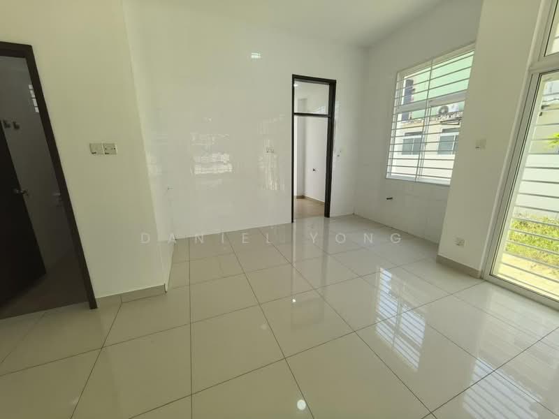 Rumah Berkembar untuk Dijual di Taman Ponderosa (Johor Bahru) - Daniel Yong - Interior - PropertyGuru.com.my
