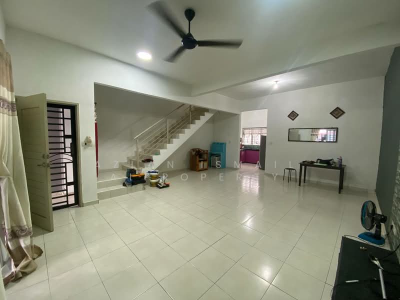 Rumah Teres 2 Tingkat untuk Dijual di Nusa Bayu (Iskandar Puteri (Nusajaya)) - Azlan Ismail aiproperty - Living Room - PropertyGuru.com.my