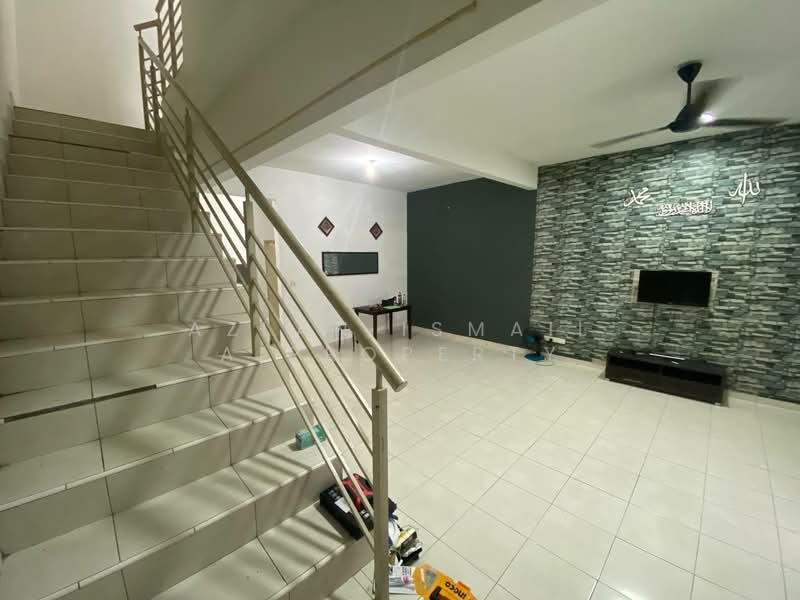 Rumah Teres 2 Tingkat untuk Dijual di Nusa Bayu (Iskandar Puteri (Nusajaya)) - Azlan Ismail aiproperty - Living Room - PropertyGuru.com.my